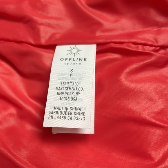 Offline by Aerie Size Small Puffer Vest - Picture 5 of 7
